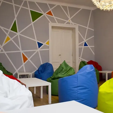Pillows Party Hostel